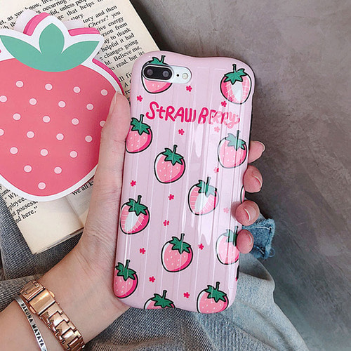 핑크핑크 딸기 케이스(아이폰XR)